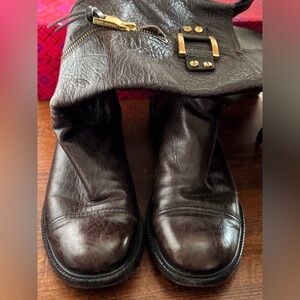 Tory Burch Pebbled Brown Leather STOWE Moto Boots Gold Hardware Womens Size 6.5.